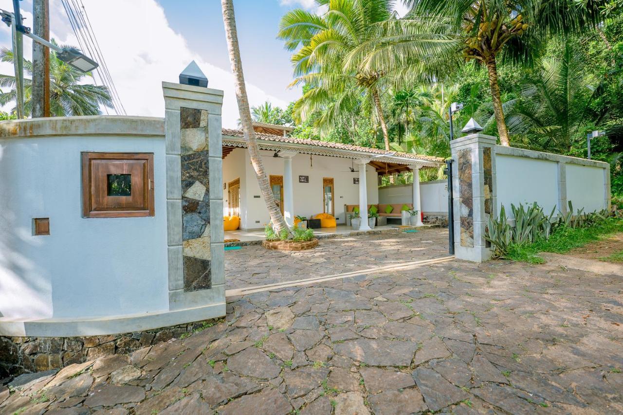 Sixth Sense Hostel Unawatuna Exterior photo